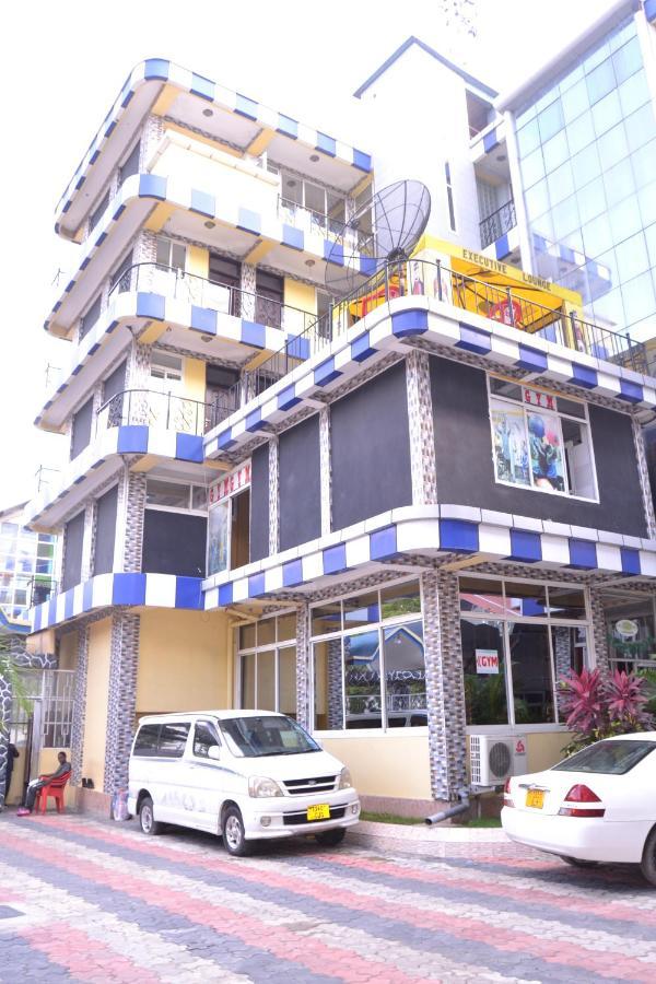 The Dreamer Hotel Dar es Salaam Exterior photo